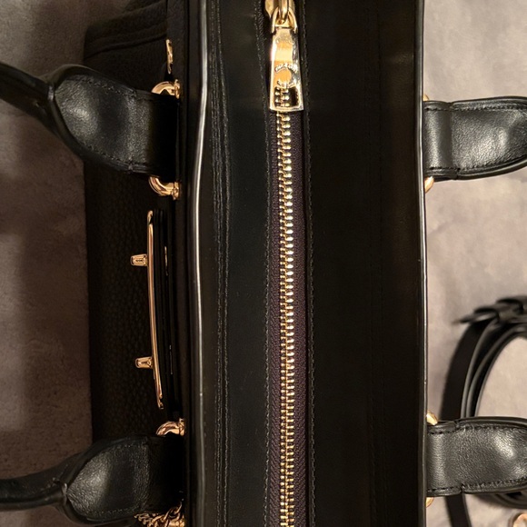 Coach Swagger 27 Satchel - Picture 7 of 9